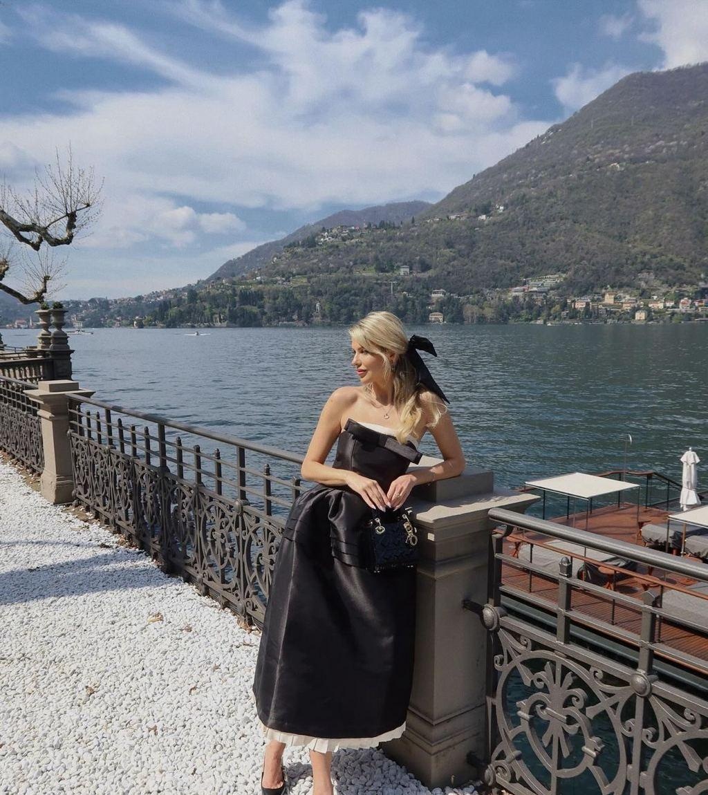 Настя привлекальеная девушка из Серпухова цена от 6000 руб