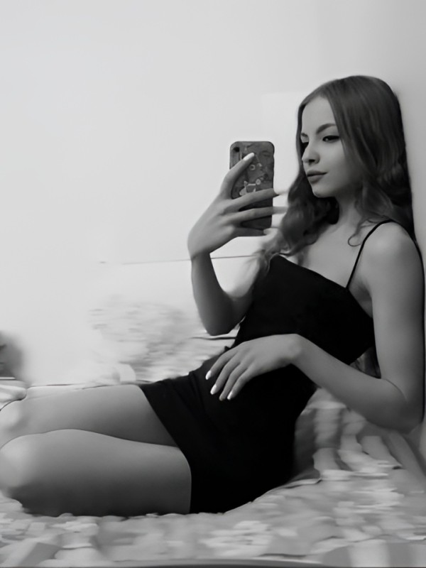 Беатриса привлекательная девушка из Серпухова цена от 3000 руб