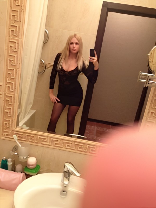 Лариса привлекательная девушка из Серпухова цена от 2500 руб