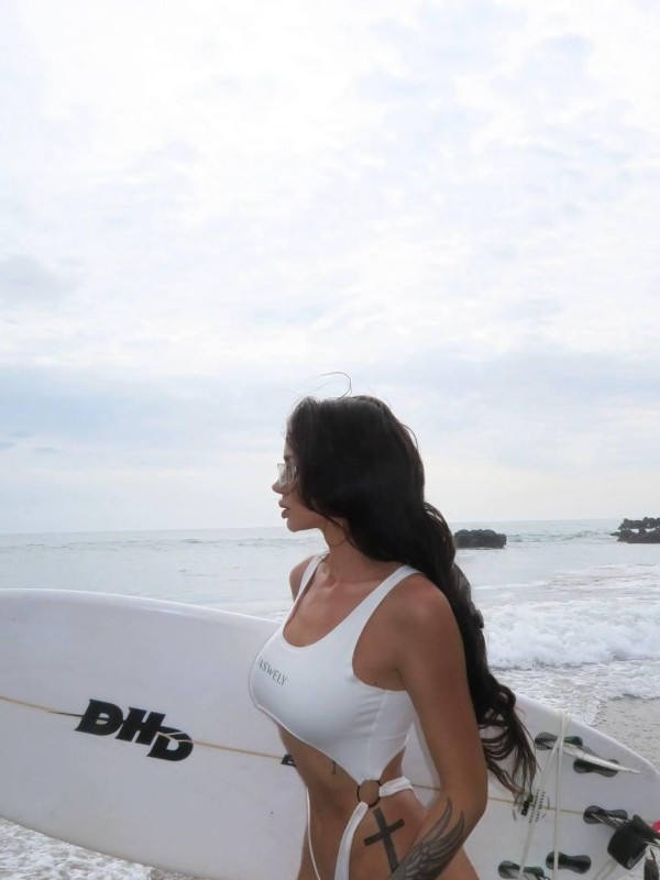 Оксана привлекательная девушка из Серпухова цена от 6000 руб